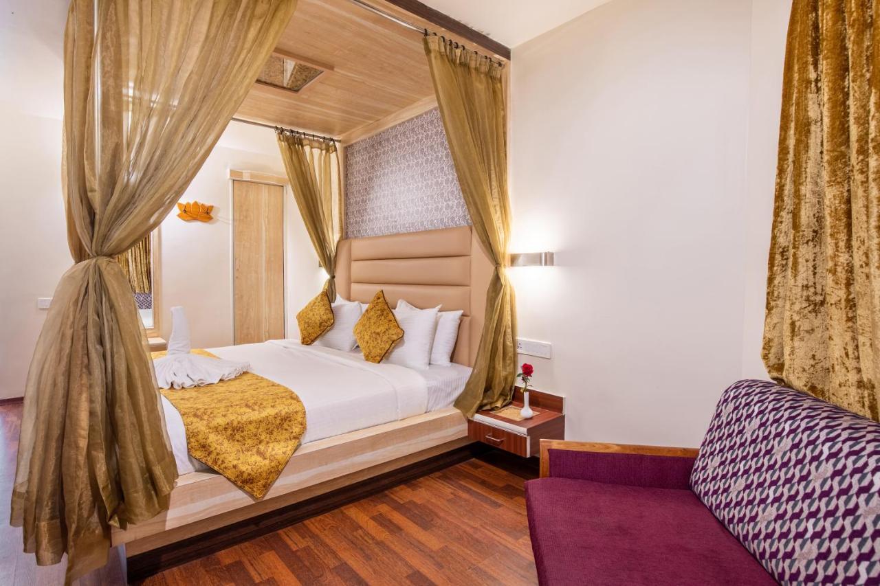 Poppys Pleasant Stay Kodaikanal Eksteriør billede