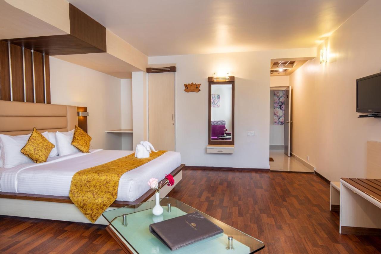 Poppys Pleasant Stay Kodaikanal Eksteriør billede