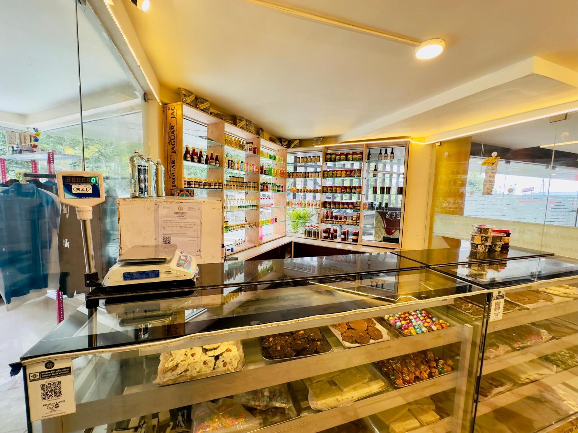 Poppys Pleasant Stay Kodaikanal Eksteriør billede