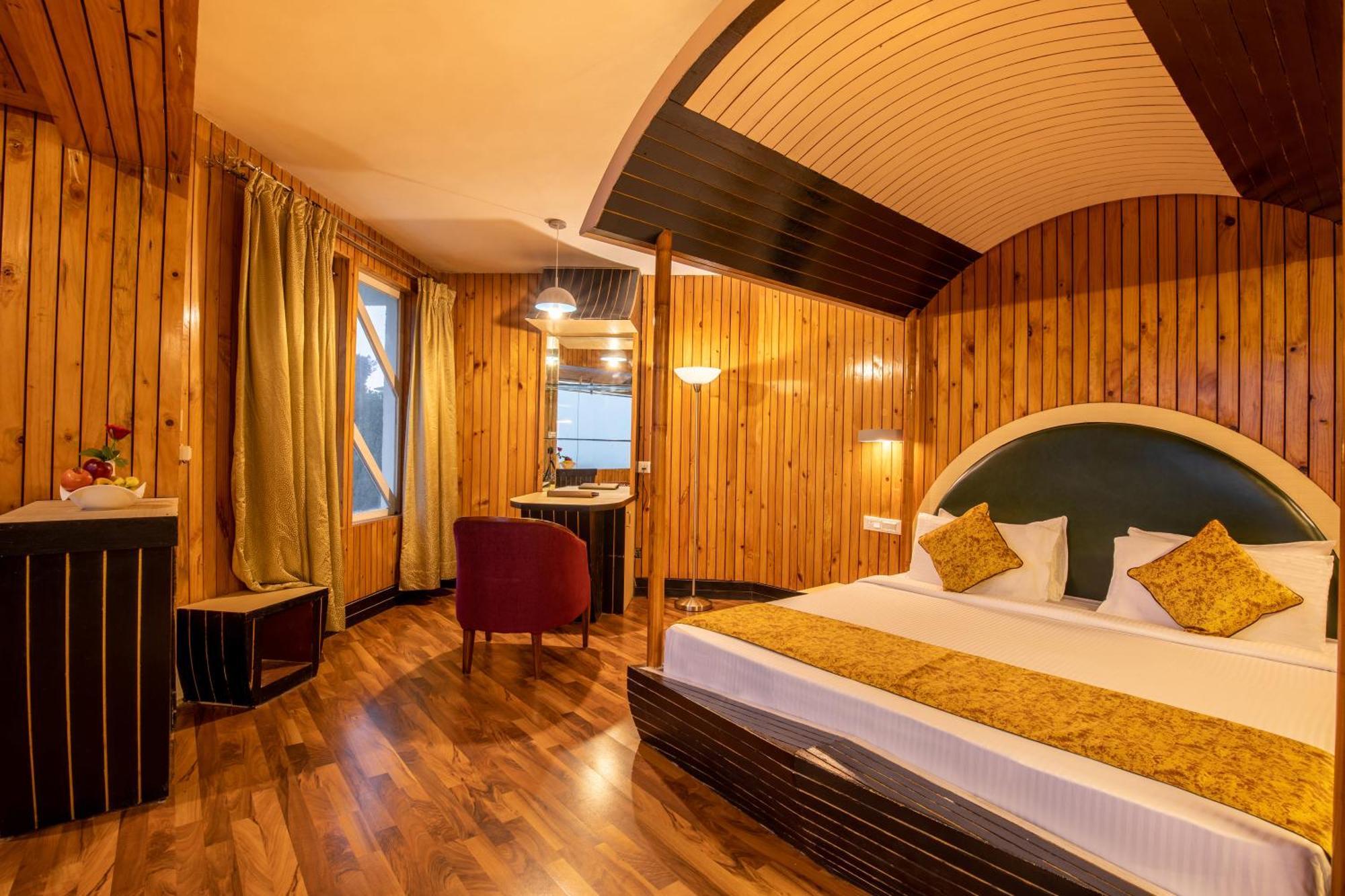 Poppys Pleasant Stay Kodaikanal Eksteriør billede