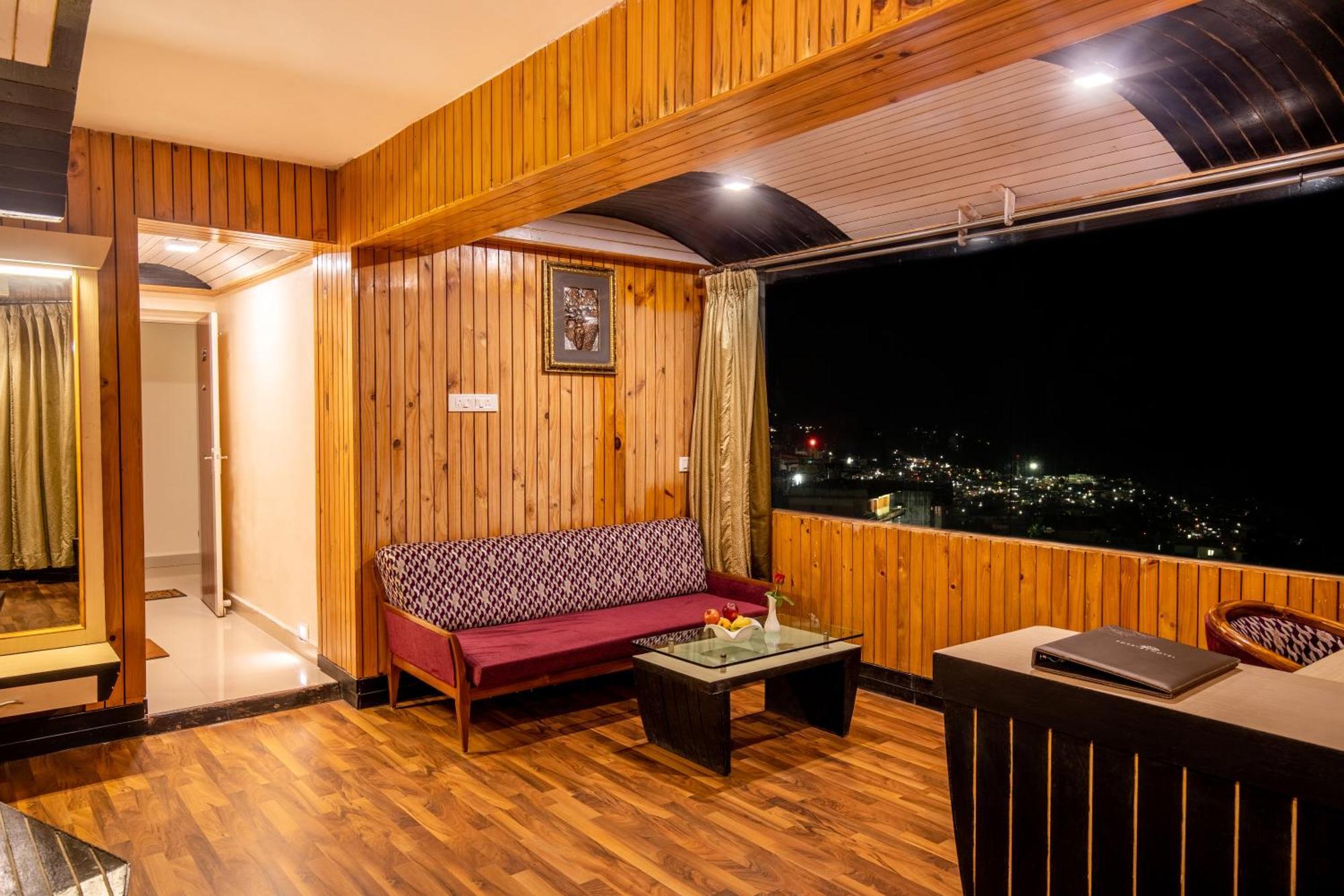 Poppys Pleasant Stay Kodaikanal Eksteriør billede